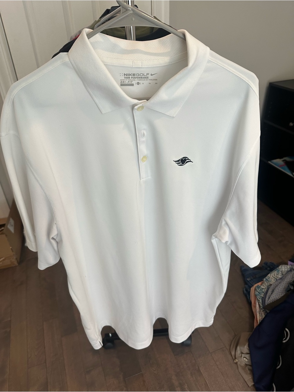 Nike Dri-FIT X Disney Collab Golf Polo Ft Sleeve Logo
Men's XL